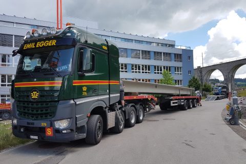 Schwergut-Logistik Spezialtransporte von EMIL EGGER