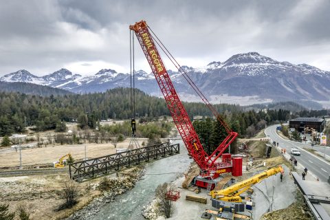 Rhätische Bahn ersetzt drei alte Stahlbrücken - EMIL EGGER übernimmt Kranarbeiten